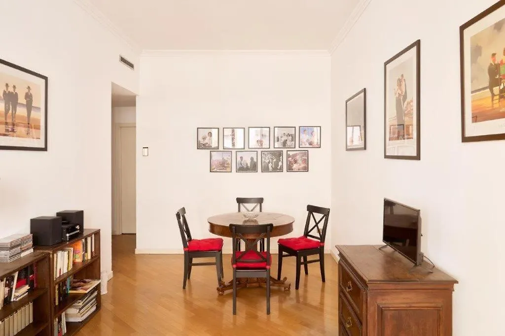 La Tana Del Leone In Centro A Milano 아파트