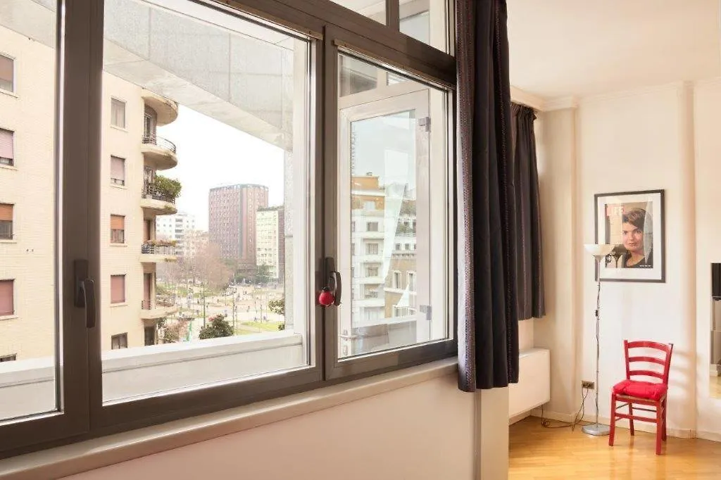 Appartamento La Tana Del Leone In Centro A Milano