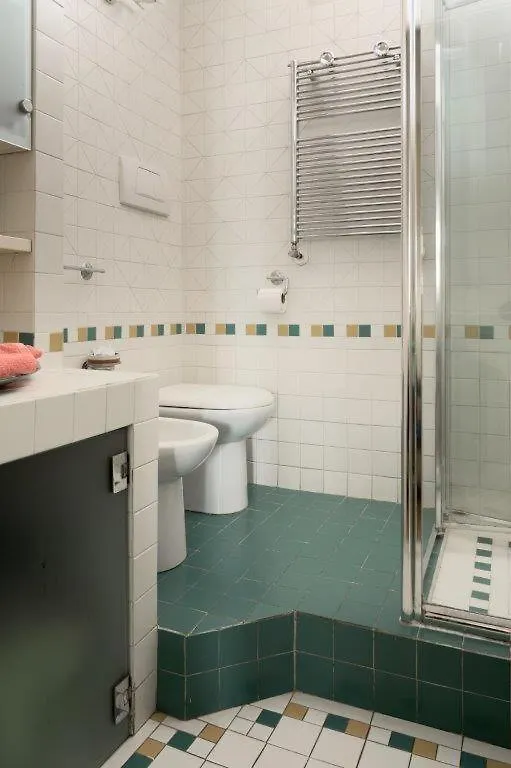 Appartement La Tana Del Leone In Centro A Milano  Milan