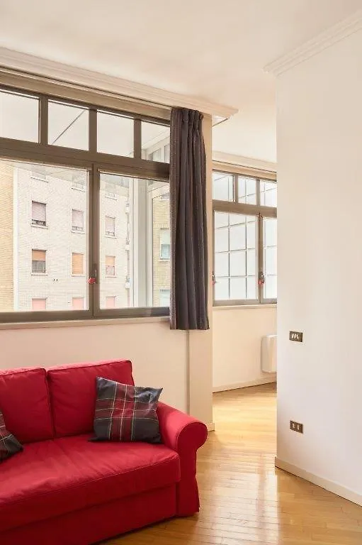 Appartement La Tana Del Leone In Centro A Milano